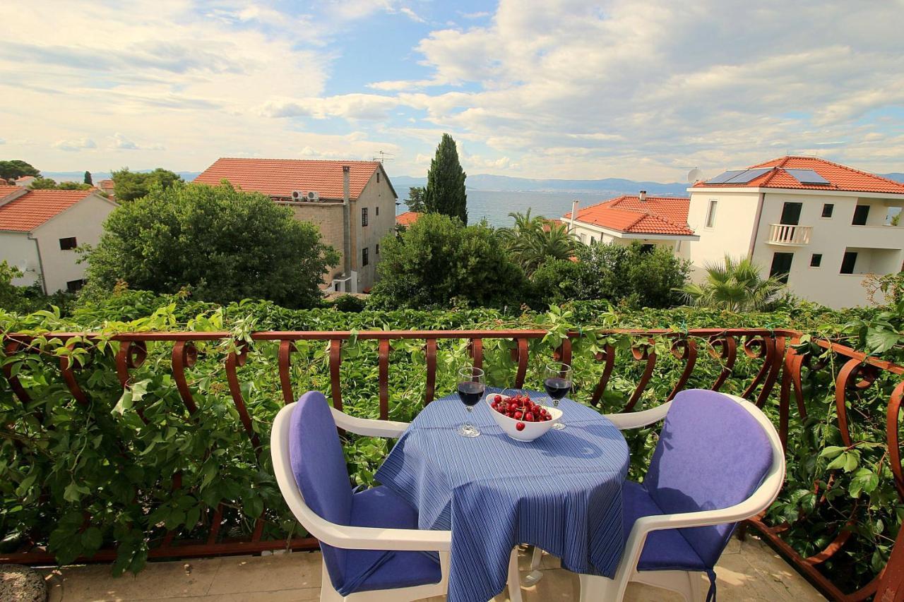 Villa Renipol Adults Only Sutivan Exterior photo