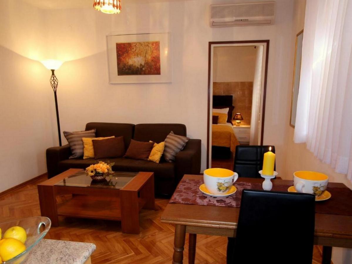 Villa Renipol Adults Only Sutivan Exterior photo