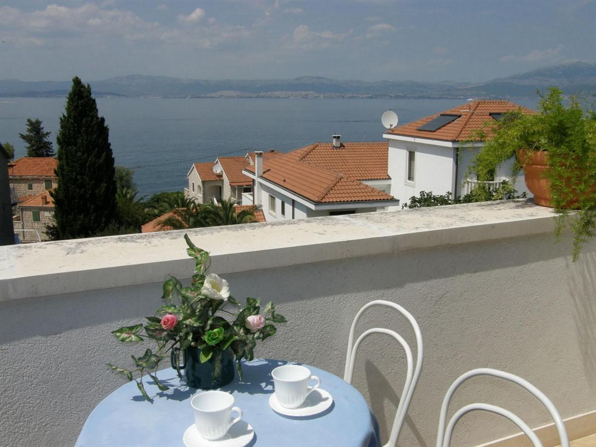 Villa Renipol Adults Only Sutivan Exterior photo
