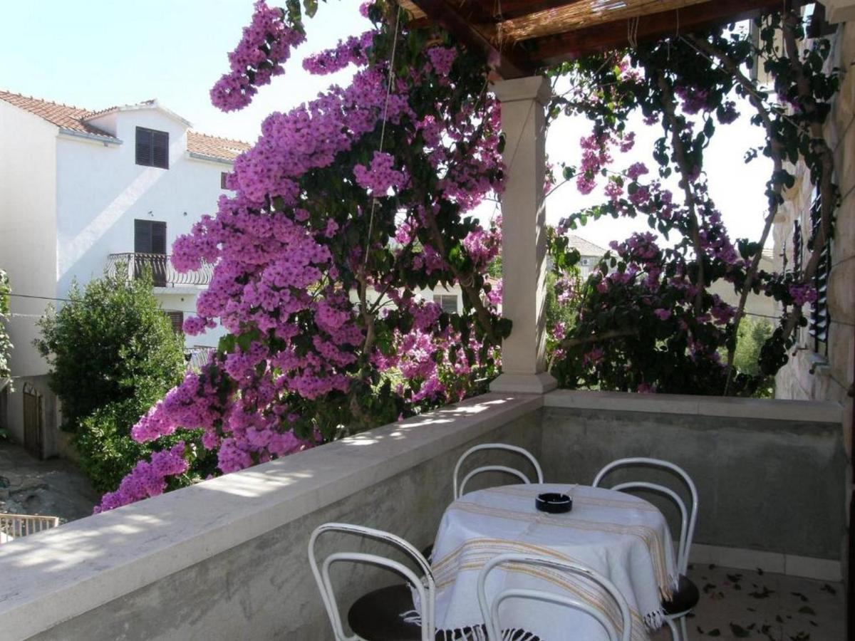 Villa Renipol Adults Only Sutivan Exterior photo