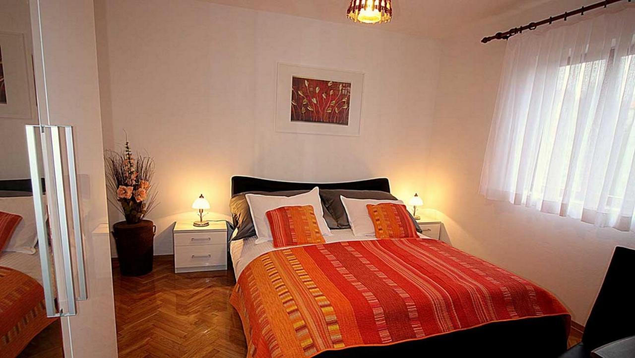 Villa Renipol Adults Only Sutivan Exterior photo