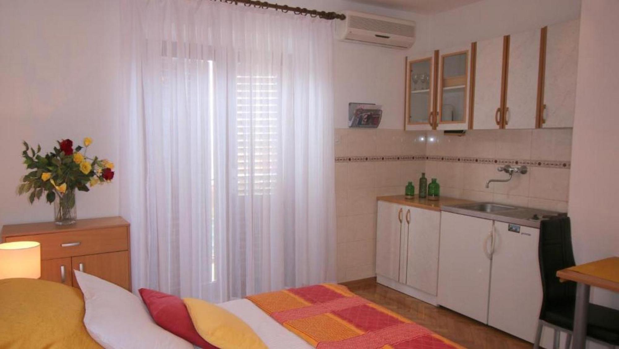 Villa Renipol Adults Only Sutivan Room photo