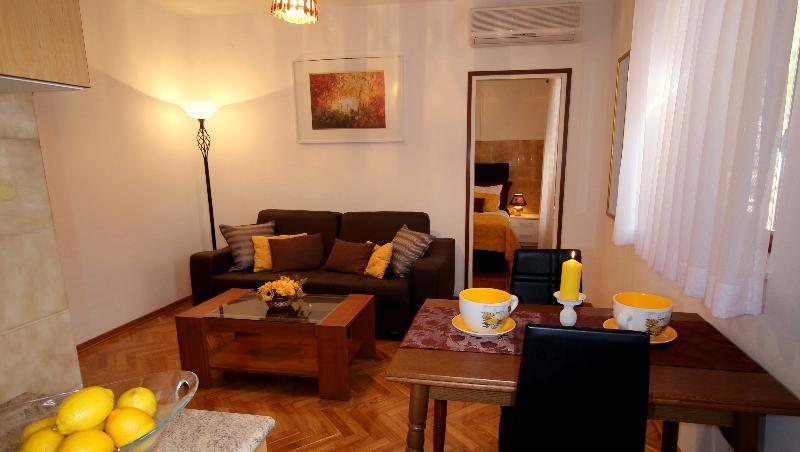 Villa Renipol Adults Only Sutivan Exterior photo